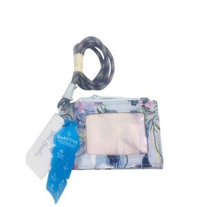 Vera Bradley Outlet Ultralight Zip ID and Lanyard Fresh cut Bouquet NWT